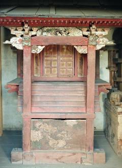 坂稲荷神社社殿の写真