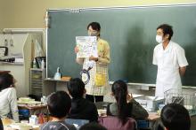 伸栄小学校の給食の写真4
