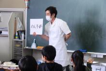 伸栄小学校の給食の写真6