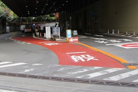 (2)一般持込車両進入