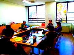 椿峰コミュニティ会館別館会議室の写真です。
