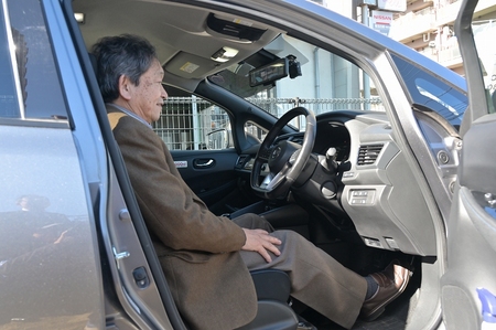 EVに実際に乗っている様子