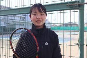 鈴木梨子選手の写真