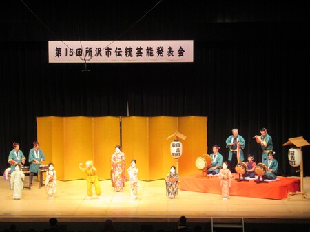 重松流祭囃子保存会の舞台（第15回の写真）