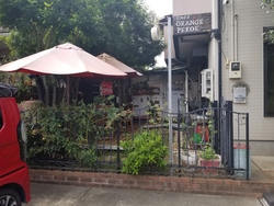 オレンジぺこ店舗外観