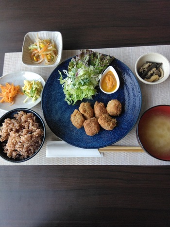 大豆ナゲットのランチ
