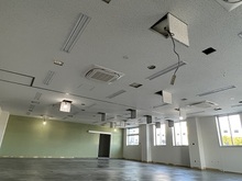 10月31日会議室の壁や天井が完成した様子