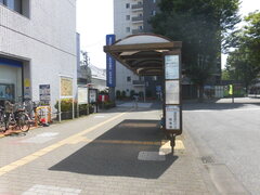 新所沢駅西口の停留所