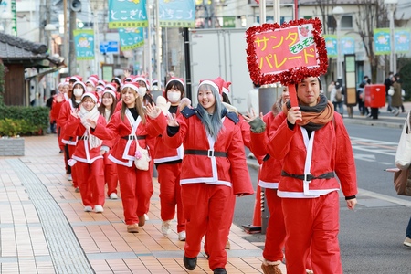 サンタパレードの様子